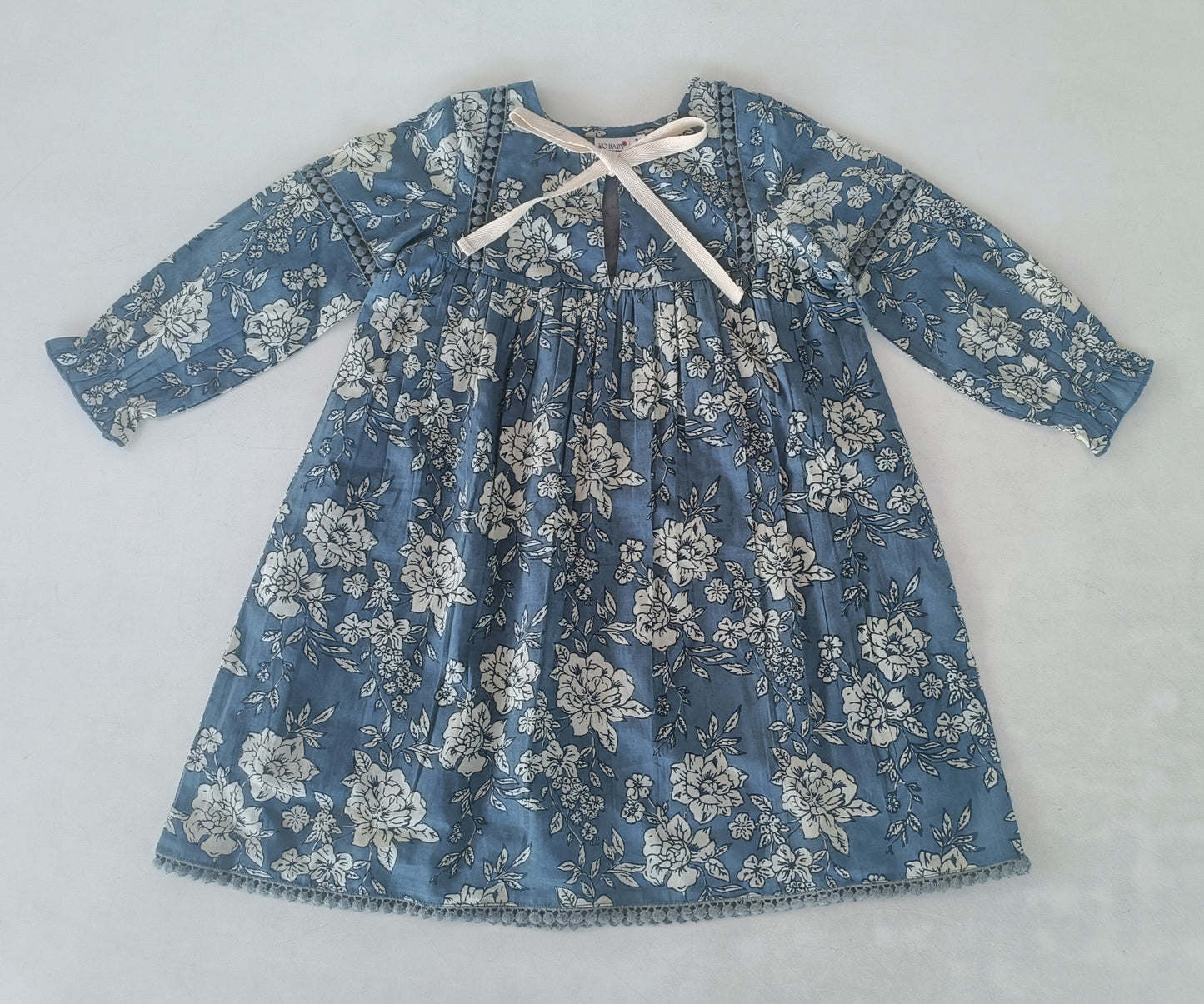 Grey Floral Printed Front & Bottom Lace Long Sleeves Gathered Dress