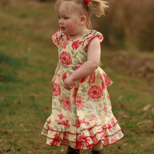 Adorable Red Floral Kids' Dress with Cap Sleeves and Frill Layers