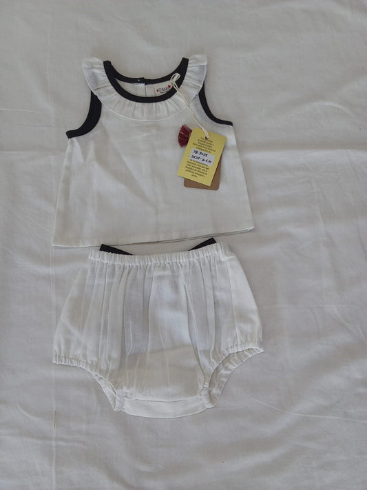 Black-Ruffled-Neck Top & Bow Diaper Cover