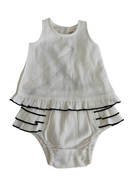 Frill Top and Shorts Set : WHITE : Infant : Toddler : Tween