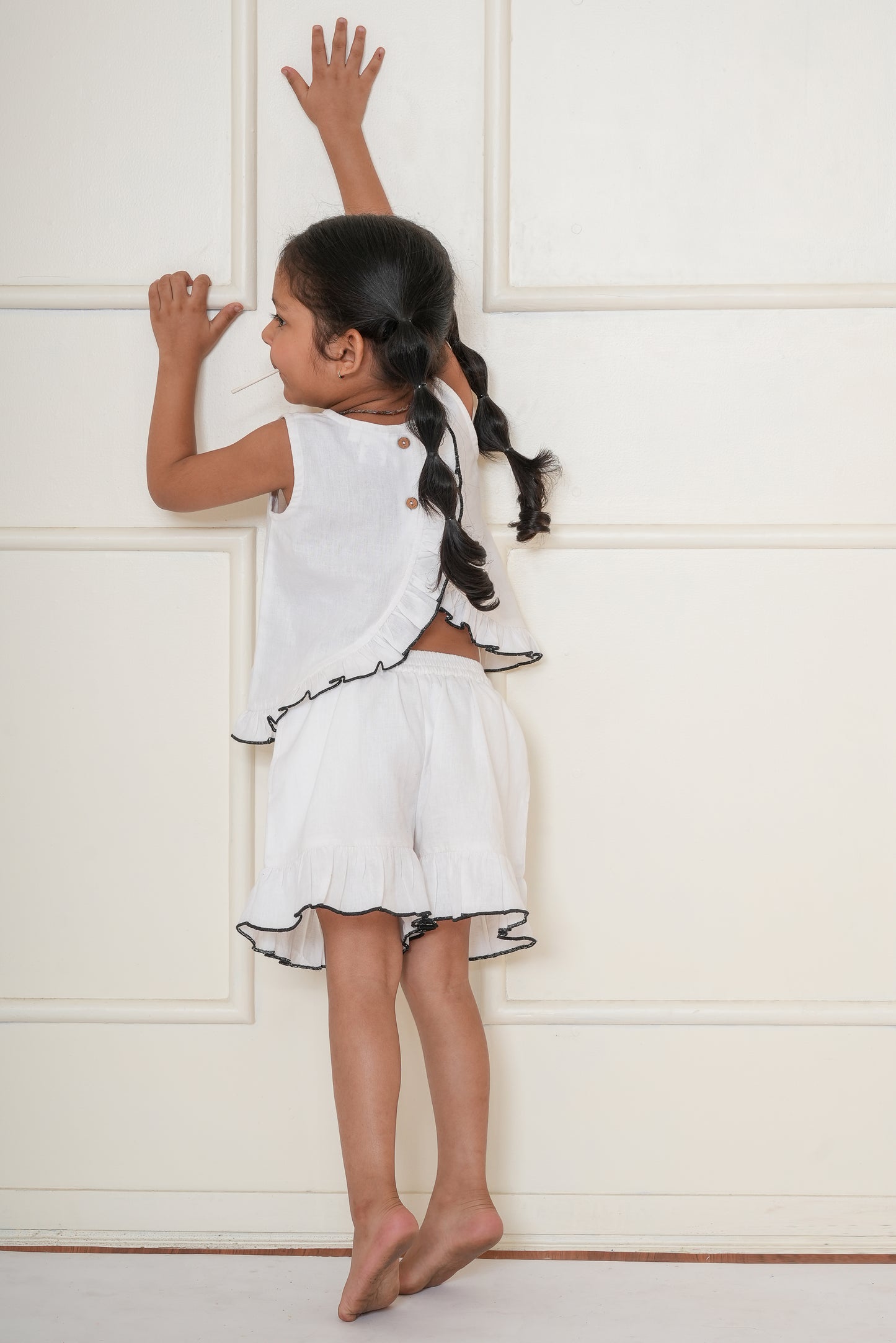 Frill Top and Shorts Set : WHITE : Infant : Toddler : Tween