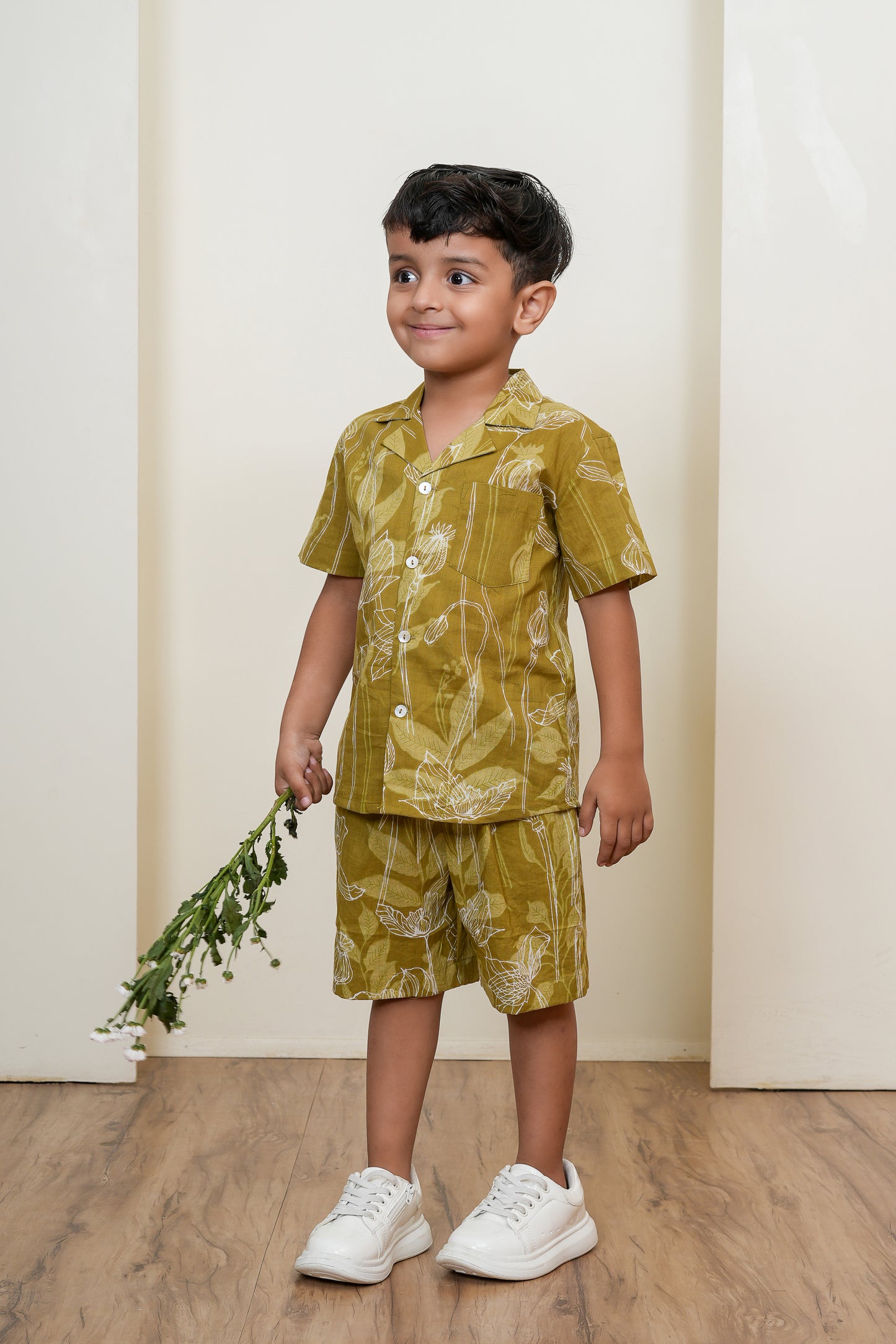 Short and Shirt Gender Neutral Set Green — Cotton Kids Co-Ord | Infant to Tween