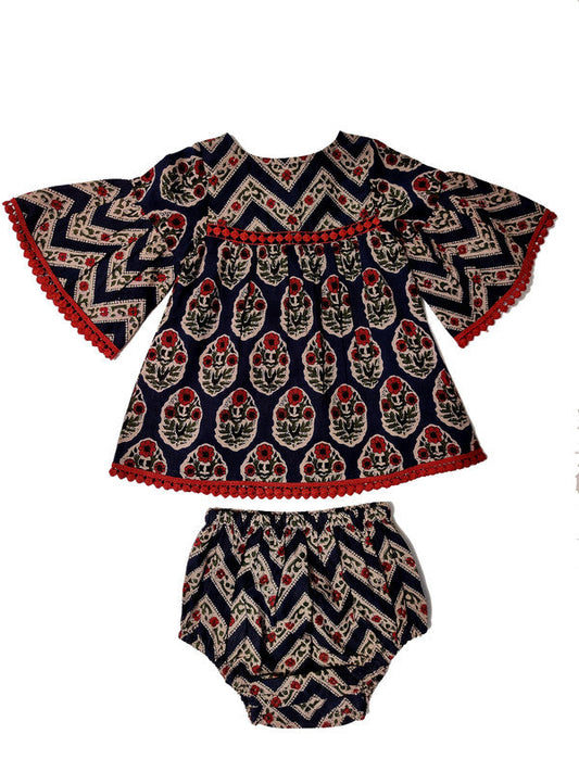 Floral Print Bell-Sleeves Dress